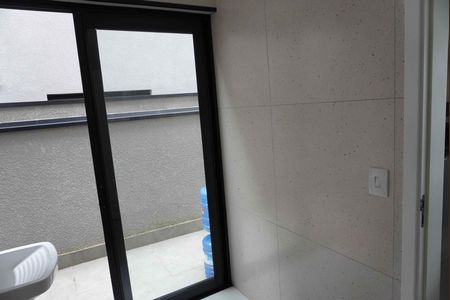 Lavanderia de casa de condomínio para alugar com 3 quartos, 200m² em Suru, Barueri