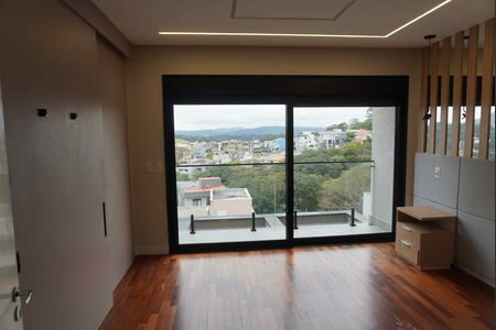 Casa de Condomínio para alugar com 3 quartos, 200m² em Suru, Barueri
