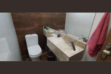 Casa à venda com 4 quartos, 241m² em Vila Pauliceia, São Paulo