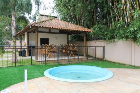 Apartamento para alugar com 48m², 2 quartos e 1 vaga Apartamento para alugar com 48m², 2 quartos e 1 vagaÁrea comum - Piscina