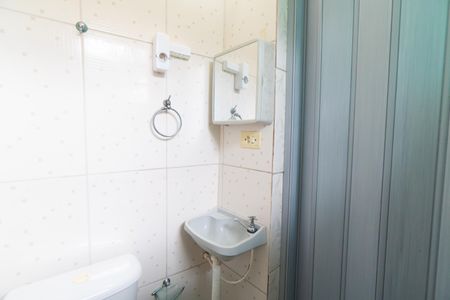 Banheiro de casa para alugar com 1 quarto, 50m² em Vila Campestre, São Paulo