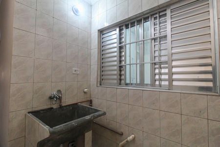 Área de serviço de casa para alugar com 2 quartos, 90m² em Jardim Sapopemba, São Paulo