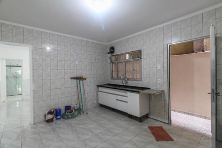 Cozinha de casa para alugar com 2 quartos, 90m² em Jardim Sapopemba, São Paulo