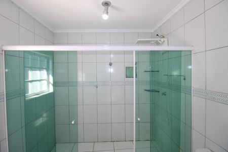 Casa à venda com 160m², 3 quartos e 4 vagasQuarto 2 - Banheiro