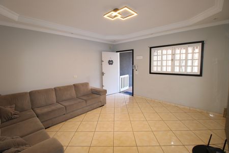 Sala de casa à venda com 3 quartos, 160m² em Cidade Líder, São Paulo