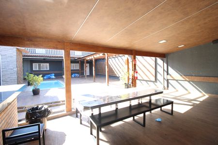 Casa à venda com 160m², 3 quartos e 4 vagasÁrea Comum