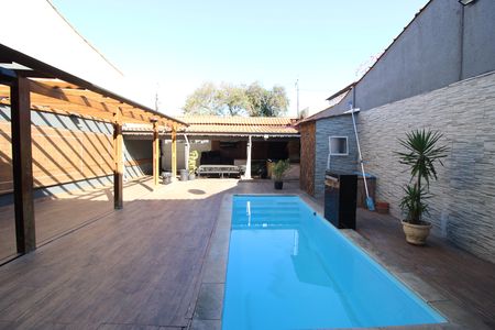 Casa à venda com 160m², 3 quartos e 4 vagasÁrea Comum