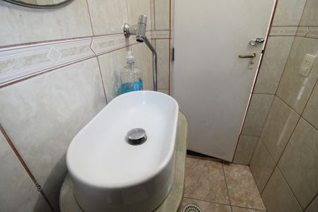 Casa à venda com 160m², 3 quartos e 4 vagasLavabo