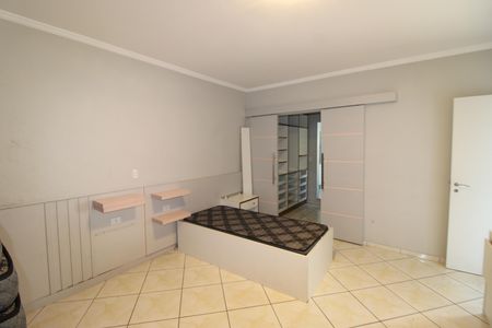 Casa à venda com 160m², 3 quartos e 4 vagasQuarto 1