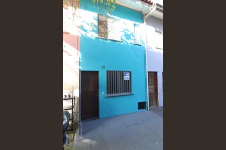 Casa para alugar com 50m², 2 quartos e sem vagaFachada