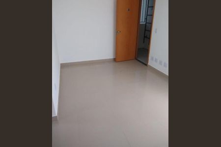 Apartamento para alugar com 39m², 2 quartos e 1 vagaQuarto