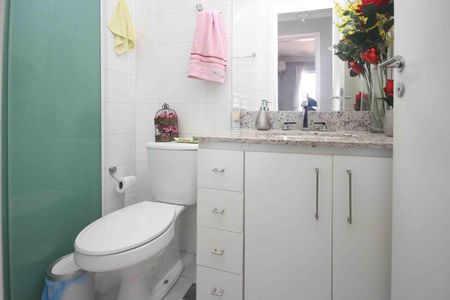 Apartamento à venda com 62m², 2 quartos e 2 vagas Apartamento à venda com 62m², 2 quartos e 2 vagasBanheiro Social