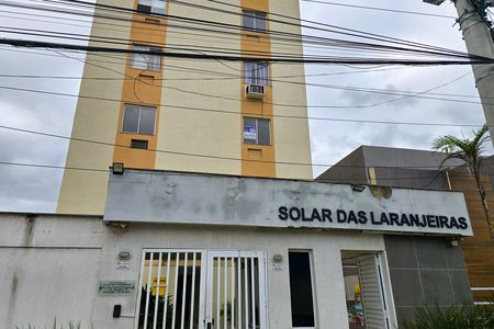Apartamento para alugar com 44m², 2 quartos e 1 vagaFachada do Prédio + placa