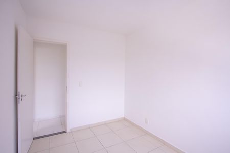 Quarto 1 de apartamento para alugar com 2 quartos, 44m² em Vista Alegre, São Gonçalo