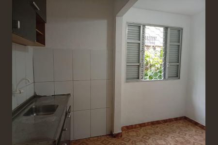 Cozinha de casa para alugar com 2 quartos, 55m² em Fátima, Niterói