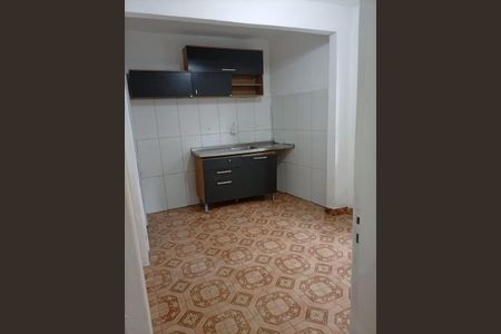 Cozinha de casa para alugar com 2 quartos, 55m² em Fátima, Niterói