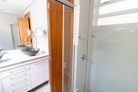 Apartamento para alugar com 160m², 3 quartos e 2 vagas Apartamento para alugar com 160m², 3 quartos e 2 vagasBanheiro da Suíte