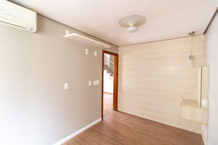 Apartamento para alugar com 160m², 3 quartos e 2 vagas Apartamento para alugar com 160m², 3 quartos e 2 vagasSuíte