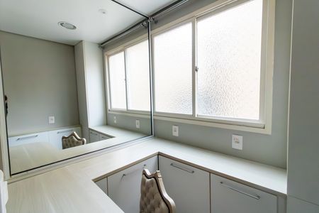 Apartamento para alugar com 160m², 3 quartos e 2 vagas Apartamento para alugar com 160m², 3 quartos e 2 vagasSuíte