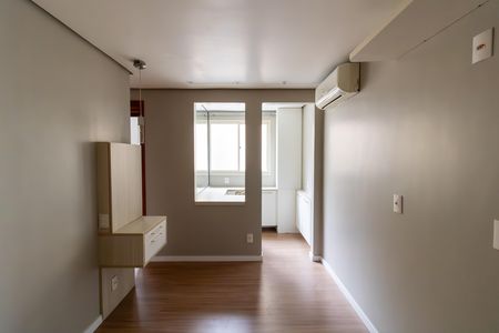 Apartamento para alugar com 160m², 3 quartos e 2 vagas Apartamento para alugar com 160m², 3 quartos e 2 vagasSuíte