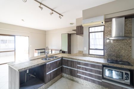 Apartamento para alugar com 160m², 3 quartos e 2 vagas Apartamento para alugar com 160m², 3 quartos e 2 vagasCozinha