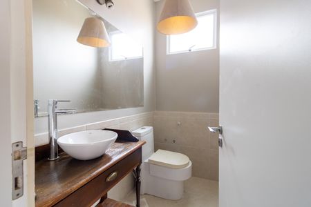 Apartamento para alugar com 160m², 3 quartos e 2 vagas Apartamento para alugar com 160m², 3 quartos e 2 vagasLavabo