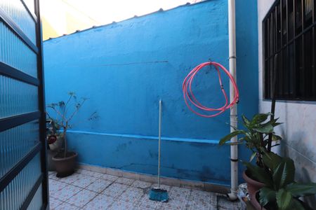 Casa para alugar com 164m², 2 quartos e 1 vagaQuintal