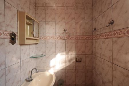 Casa para alugar com 164m², 2 quartos e 1 vagaBanheiro da Suíte 1