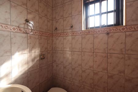 Casa para alugar com 164m², 2 quartos e 1 vagaBanheiro da Suíte 1