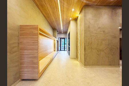 Apartamento à venda com 109m², 3 quartos e 2 vagas Apartamento à venda com 109m², 3 quartos e 2 vagasHall de entrada
