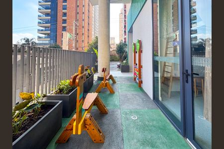 Apartamento à venda com 109m², 3 quartos e 2 vagas Apartamento à venda com 109m², 3 quartos e 2 vagasÁrea comum - Playground