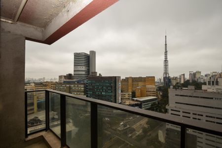 Apartamento à venda com 400m², 3 quartos e 3 vagas Apartamento à venda com 400m², 3 quartos e 3 vagasVaranda Suíte 1