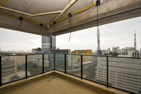 Apartamento à venda com 400m², 3 quartos e 3 vagas Apartamento à venda com 400m², 3 quartos e 3 vagasVaranda da Suíte 2