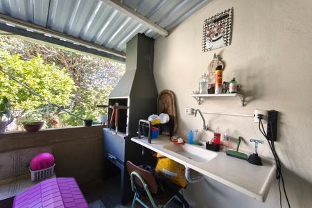 Casa à venda com 250m², 3 quartos e 6 vagas Casa à venda com 250m², 3 quartos e 6 vagasÁrea gourmet