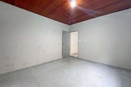Casa para alugar com 60m², 1 quarto e 1 vaga Casa para alugar com 60m², 1 quarto e 1 vagaSala