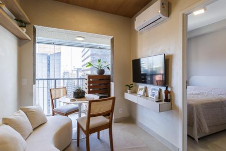 Apartamento à venda com 24m², 1 quarto e sem vaga Apartamento à venda com 24m², 1 quarto e sem vagaSala