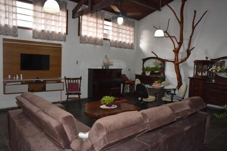 Casa à venda com 3 quartos, 20800m² em Caxambu, Jundiaí