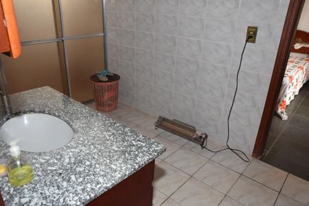 Casa à venda com 20800m², 3 quartos e 3 vagasbanheiro social entre os quartos
