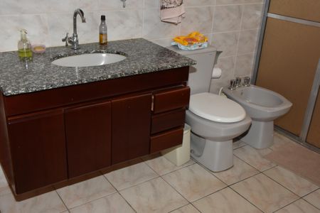 Casa à venda com 20800m², 3 quartos e 3 vagasbanheiro social entre os quartos