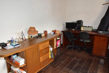Casa à venda com 20800m², 3 quartos e 3 vagasEscritório