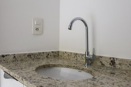 Apartamento para alugar com 37m², 2 quartos e 1 vaga Apartamento para alugar com 37m², 2 quartos e 1 vagaBanheiro