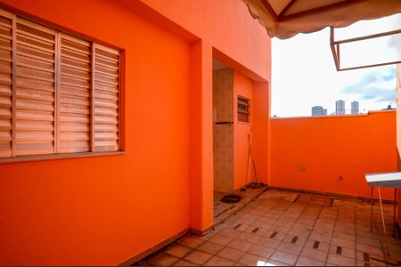 Casa para alugar com 188m², 4 quartos e 3 vagas Casa para alugar com 188m², 4 quartos e 3 vagasQuintal