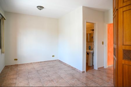 Casa para alugar com 188m², 4 quartos e 3 vagas Casa para alugar com 188m², 4 quartos e 3 vagasSuíte 2