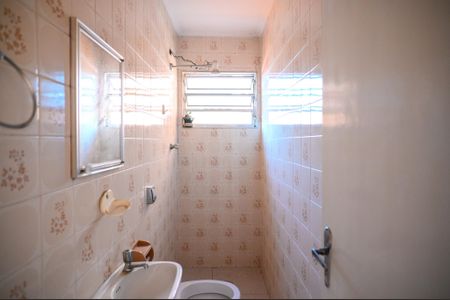 Casa para alugar com 188m², 4 quartos e 3 vagas Casa para alugar com 188m², 4 quartos e 3 vagasBanheiro de Serviço