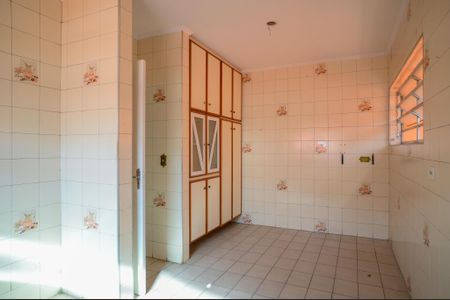 Casa para alugar com 188m², 4 quartos e 3 vagas Casa para alugar com 188m², 4 quartos e 3 vagasCozinha