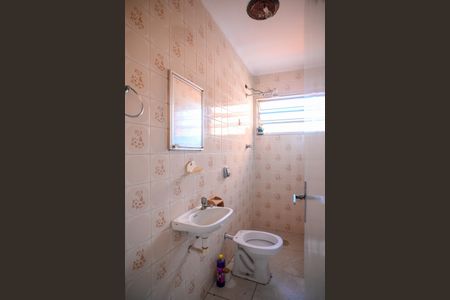 Casa para alugar com 188m², 4 quartos e 3 vagas Casa para alugar com 188m², 4 quartos e 3 vagasBanheiro de Serviço