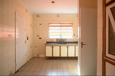 Casa para alugar com 188m², 4 quartos e 3 vagas Casa para alugar com 188m², 4 quartos e 3 vagasCozinha