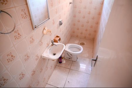 Casa para alugar com 188m², 4 quartos e 3 vagas Casa para alugar com 188m², 4 quartos e 3 vagasBanheiro de Serviço