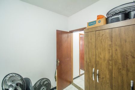 Casa à venda com 351m², 2 quartos e 2 vagas Casa à venda com 351m², 2 quartos e 2 vagasSuíte
