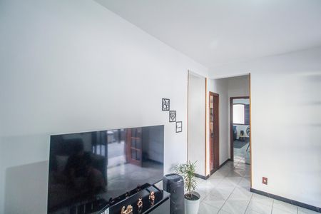 Sala de casa à venda com 2 quartos, 351m² em Realengo, Rio de Janeiro